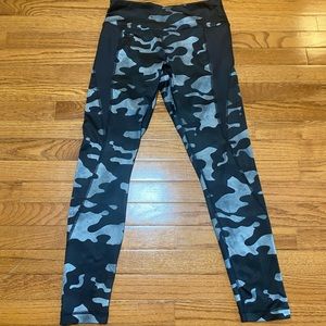 Camo 90 Degrees by Reflex Leggings